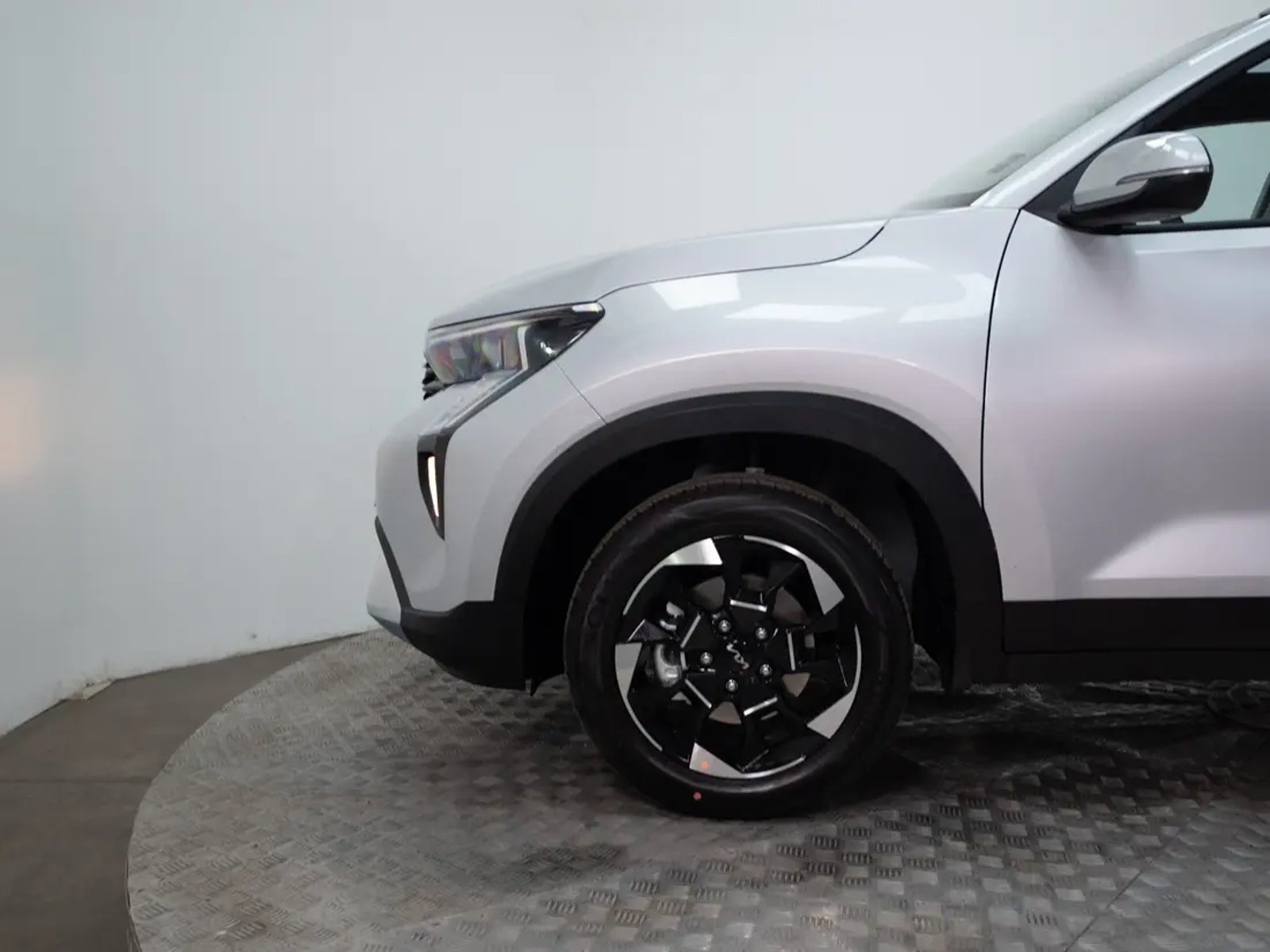 Kia SONET 2025 - Imagen 17 de 19