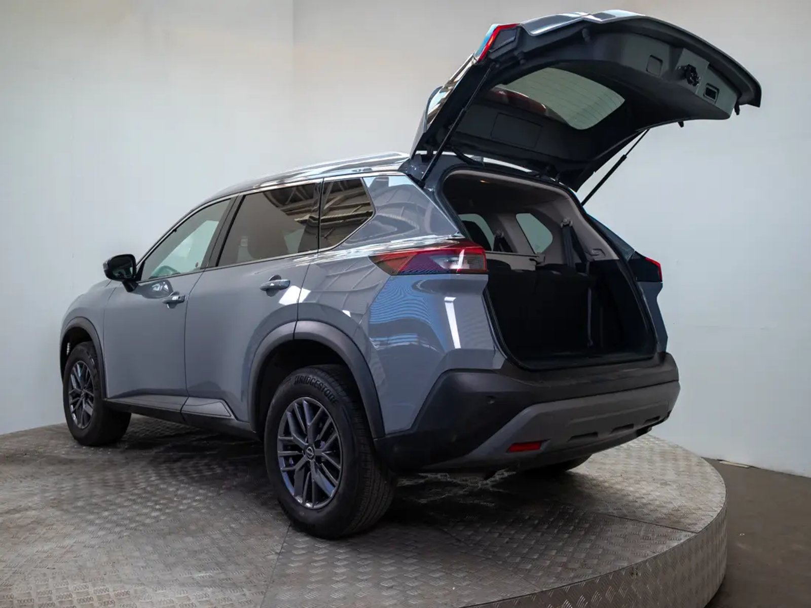 Nissan X-TRAIL 2025 - Imagen 10 de 20