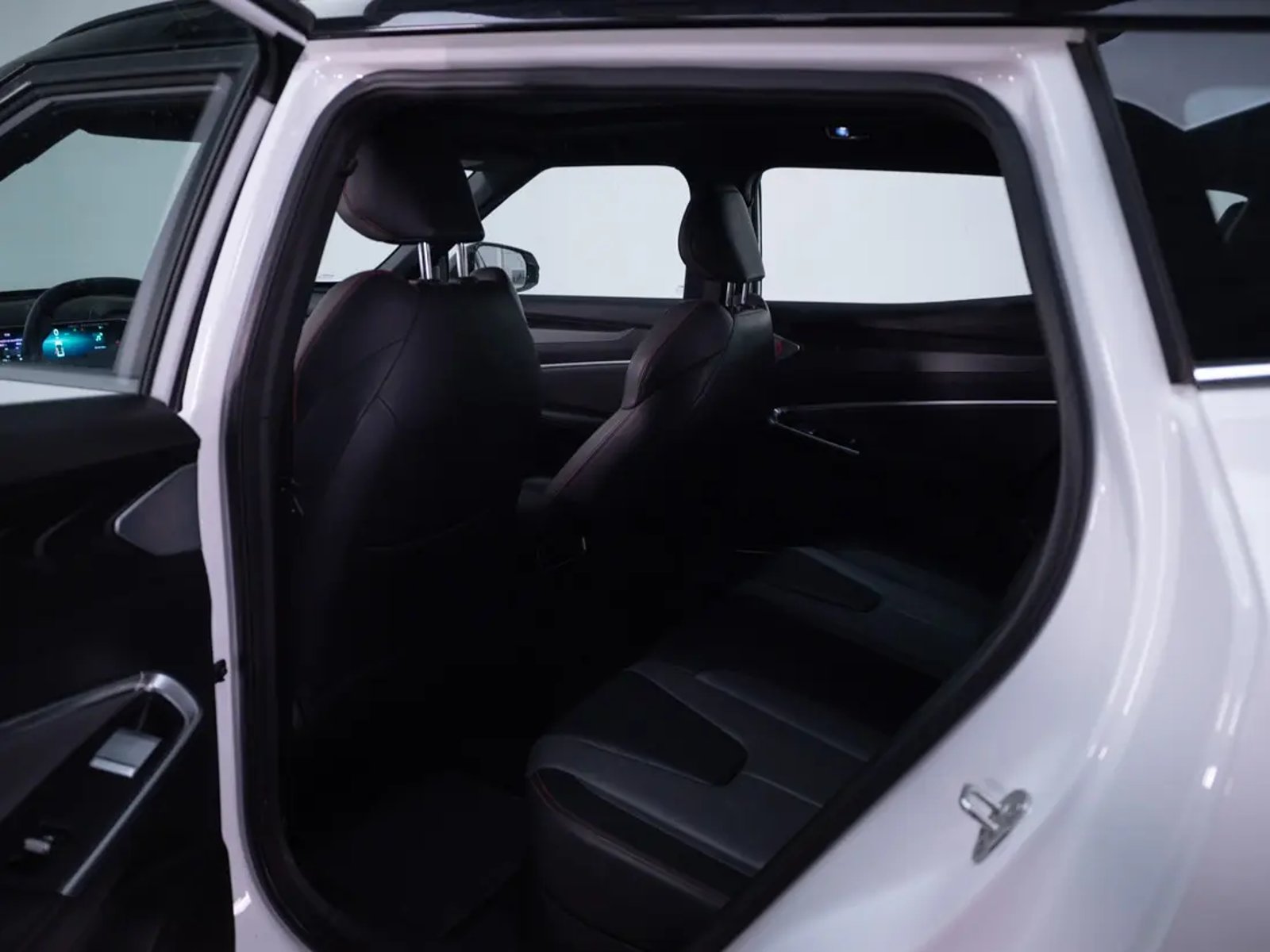 Geely CITYRAY 2025 - Imagen 14 de 20