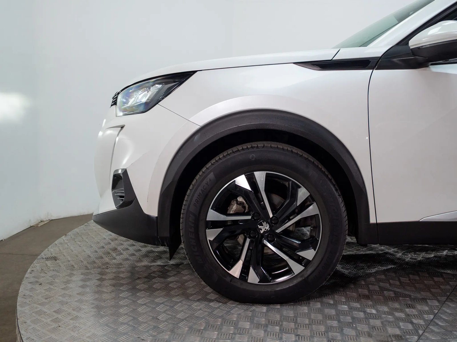 PEUGEOT NUEVO 2008 2021 - Imagen 15 de 17
