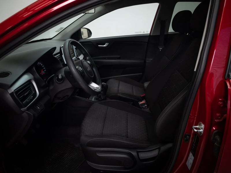 Kia RIO 4 2022 - Imagen 11 de 19