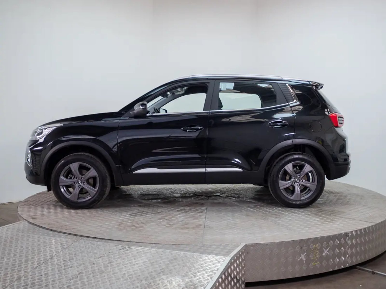 Chery TIGGO 3 2023 - Imagen 4 de 14
