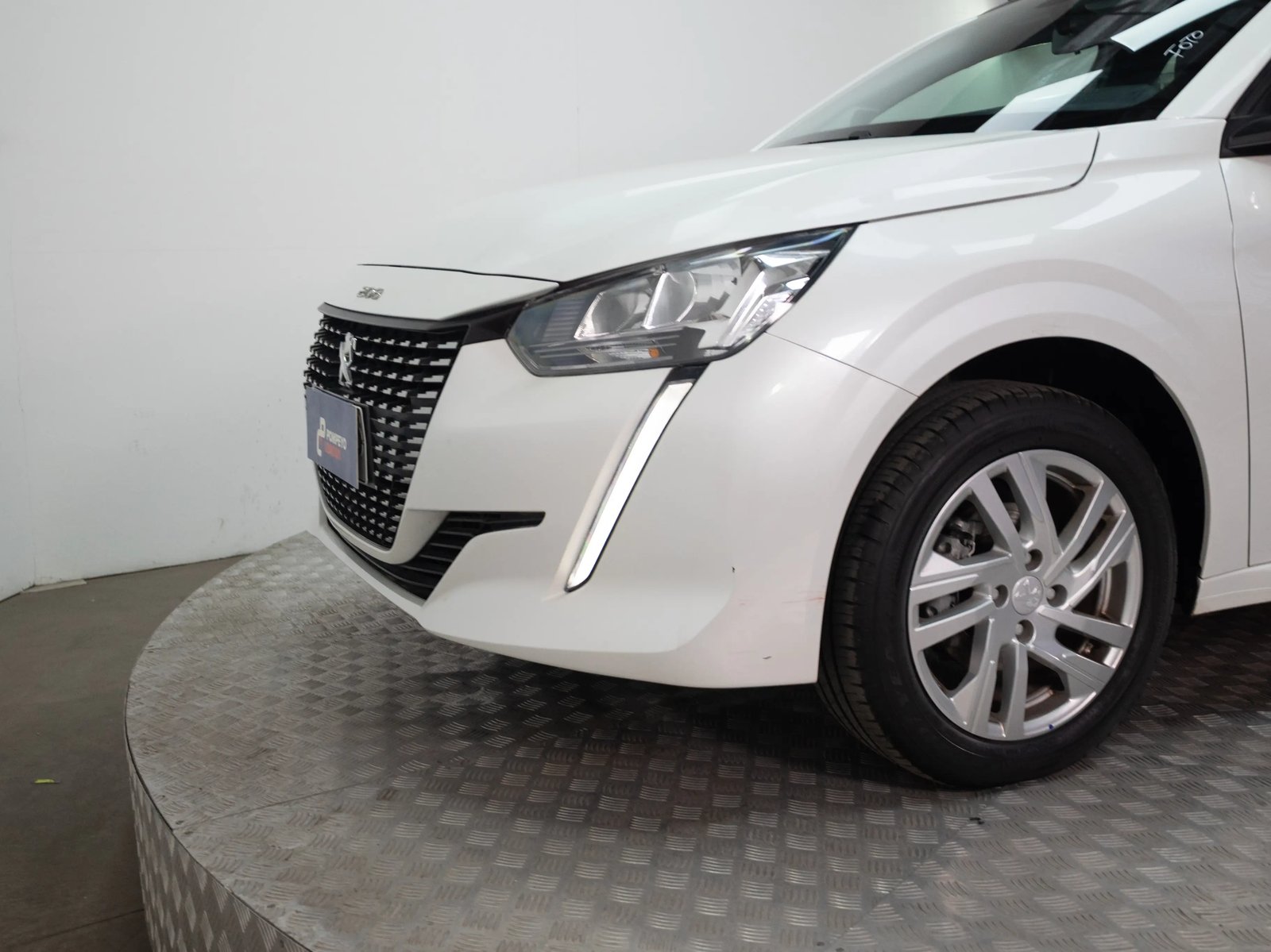 PEUGEOT 208 2023 - Imagen 6 de 18