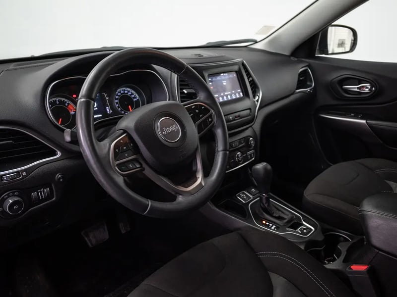 Jeep CHEROKEE 2019 - Imagen 11 de 20
