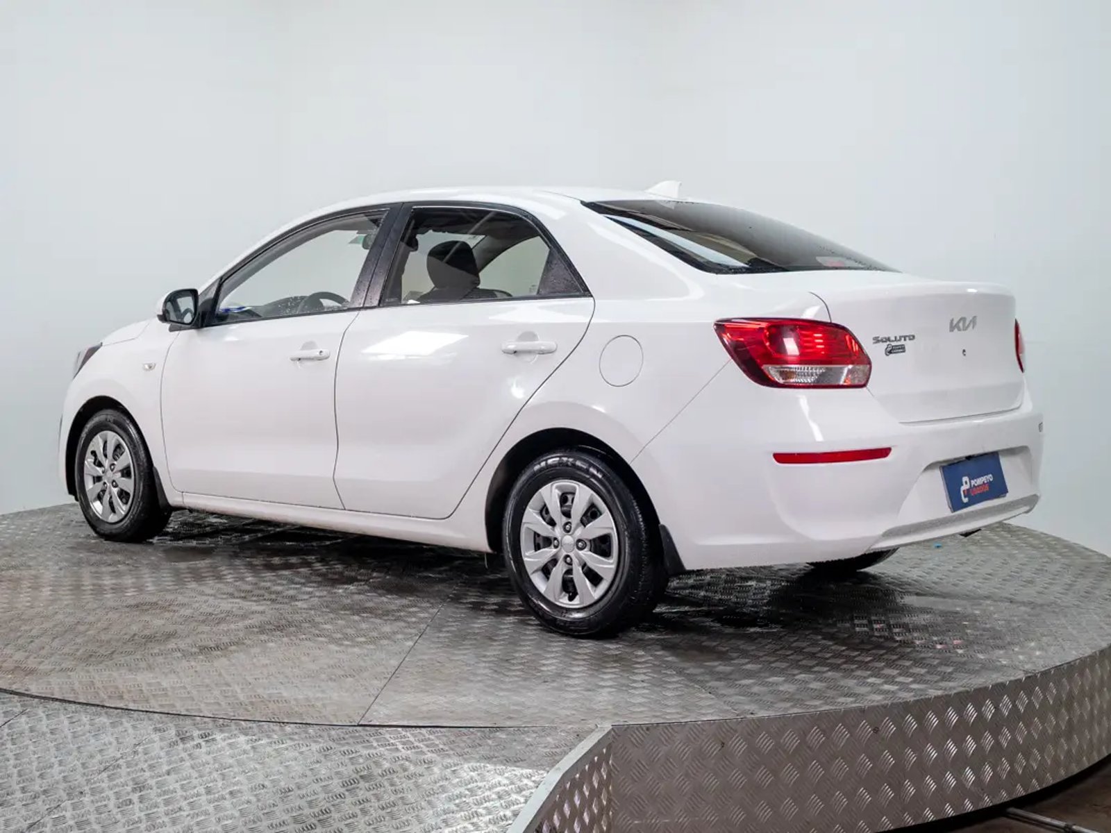 Kia SOLUTO 2022 - Foto 5 de 20