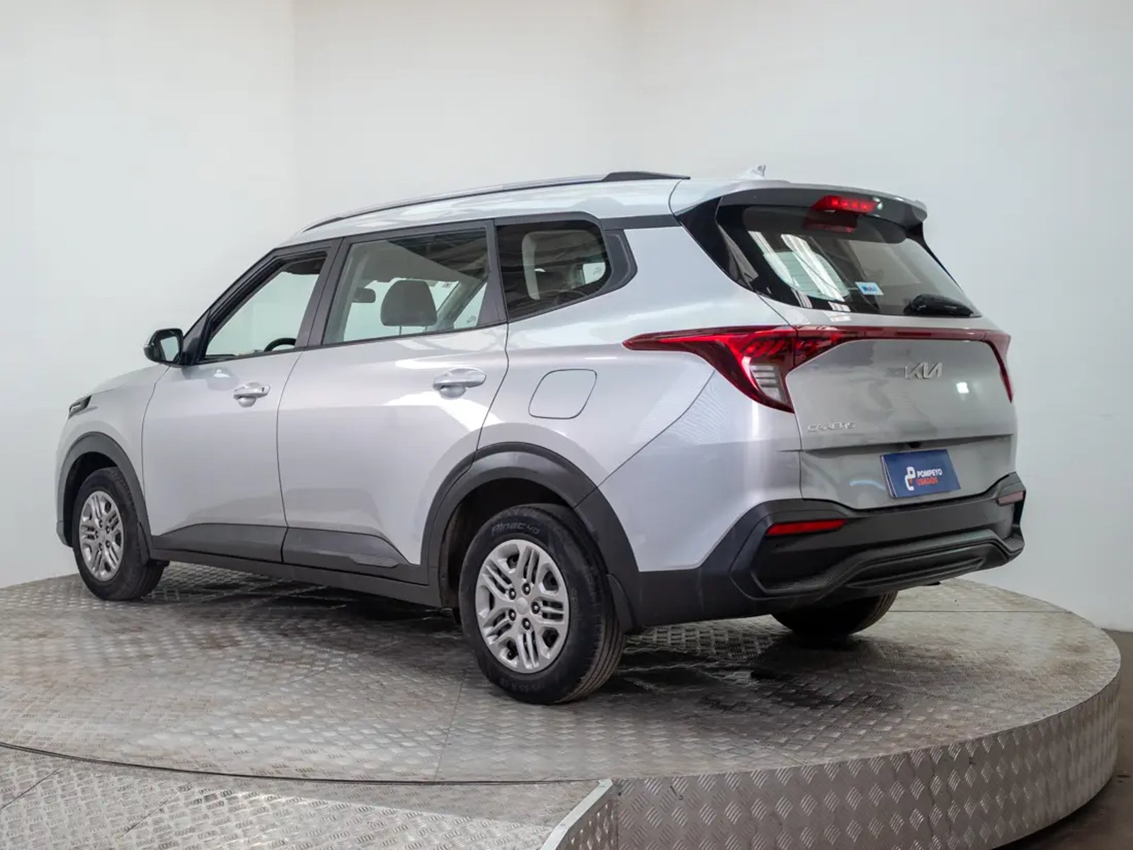 Kia CARENS 2023 - Foto 5 de 19