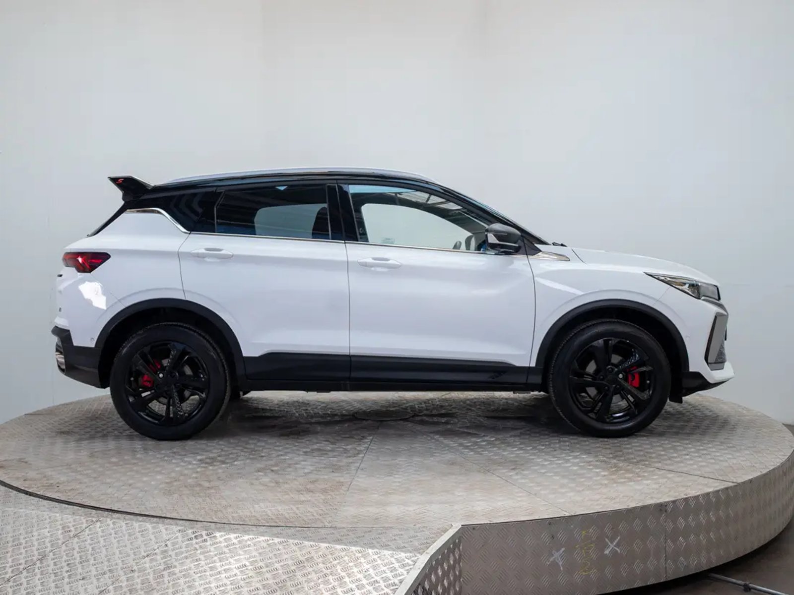 Geely COOLRAY 2024 - Imagen 8 de 20