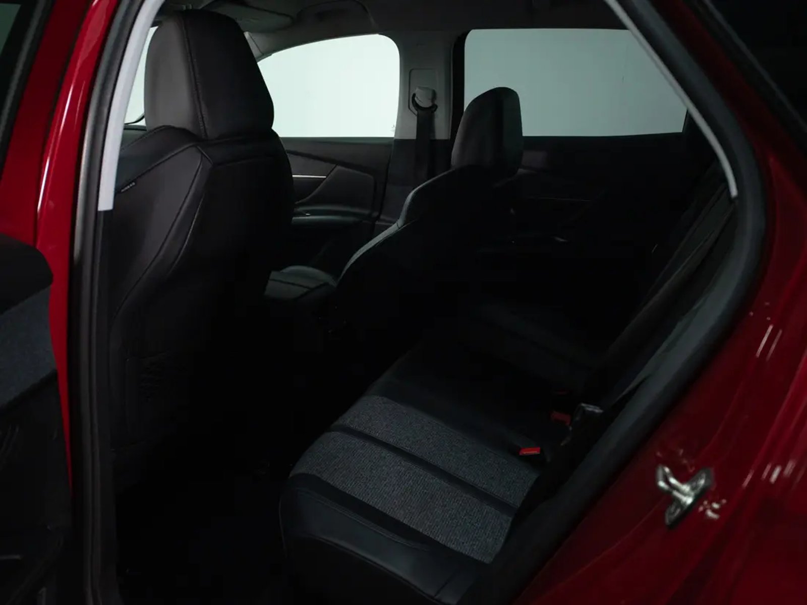 PEUGEOT 3008 2019 - Imagen 16 de 18
