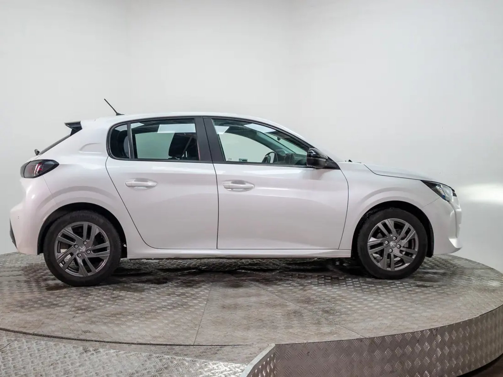 Peugeot 208 2022 - Imagen 9 de 19