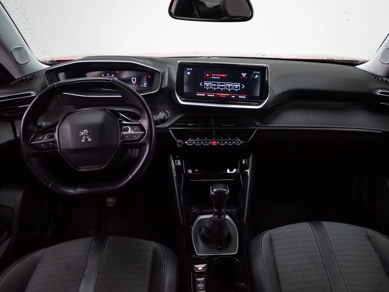 Peugeot 2008 2021 - Imagen 15 de 20