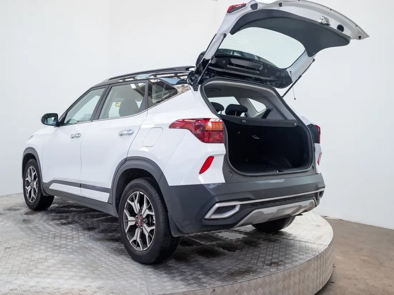 Kia SELTOS 2022 - Imagen 10 de 19
