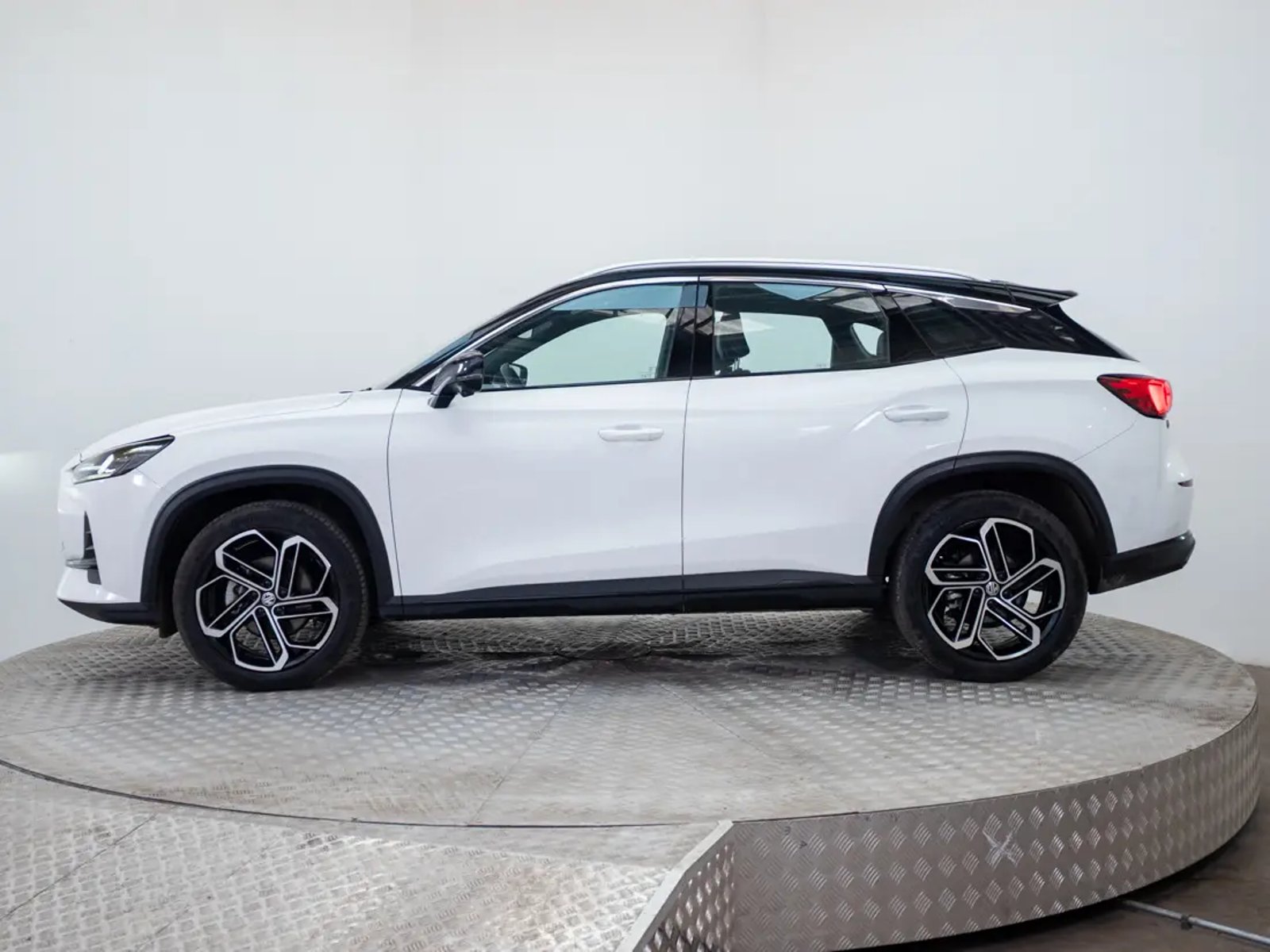 MG ONE 2023 - Foto 4 de 20