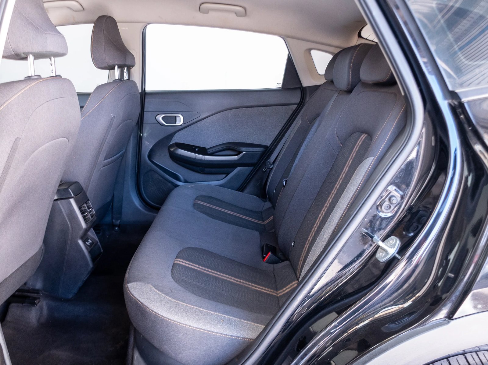 KIA K3 2024 - Imagen 13 de 16