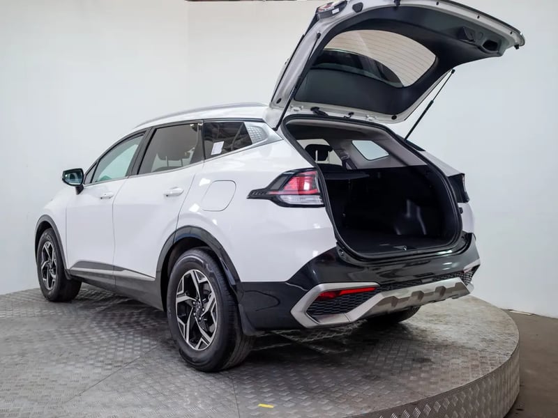 Kia SPORTAGE 2023 - Imagen 10 de 20