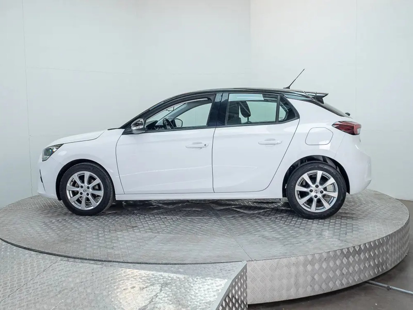 OPEL CORSA 2022 - Imagen 5 de 15
