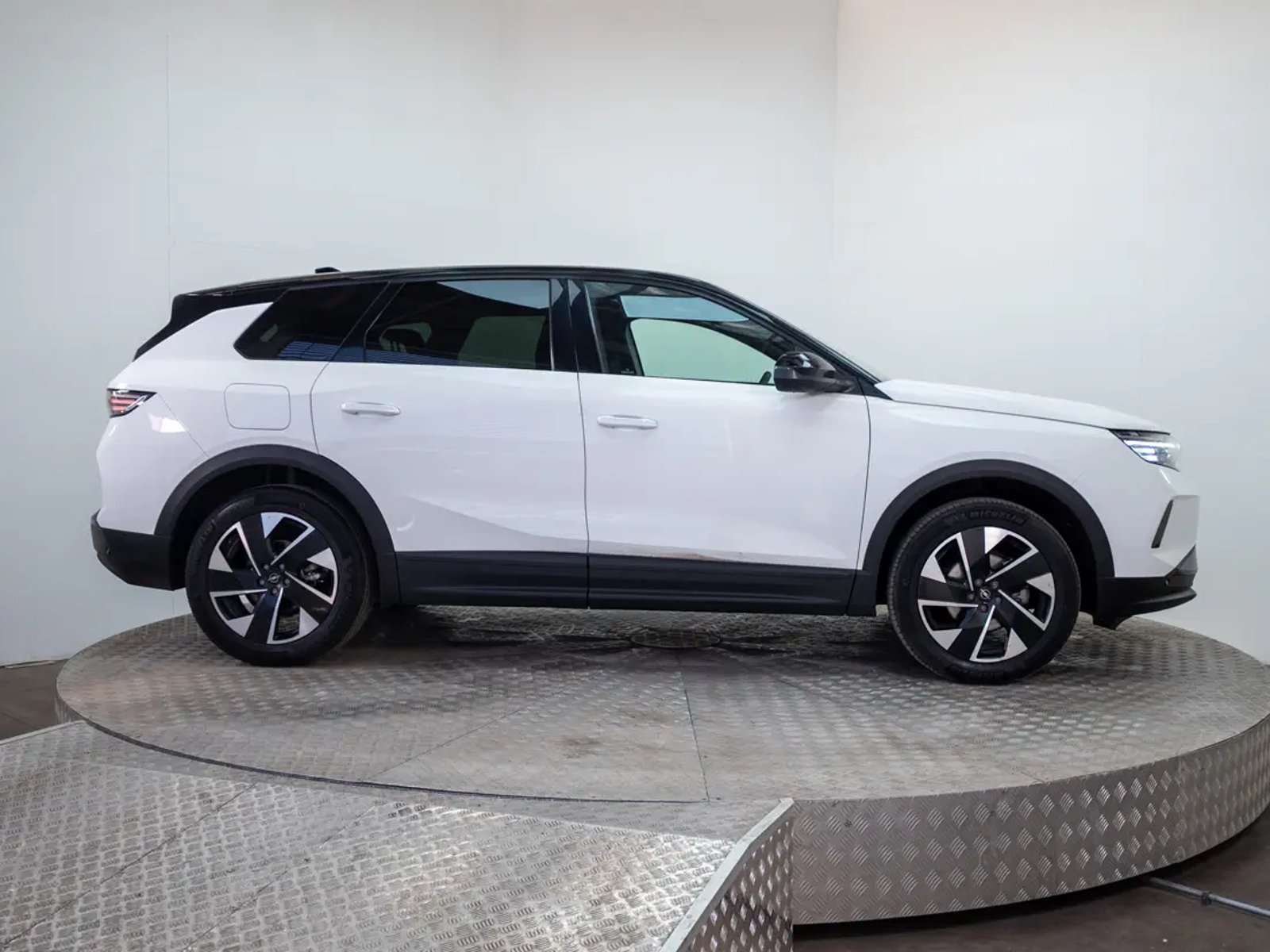 Opel NEW GRANDLAND 2025 - Imagen 8 de 20