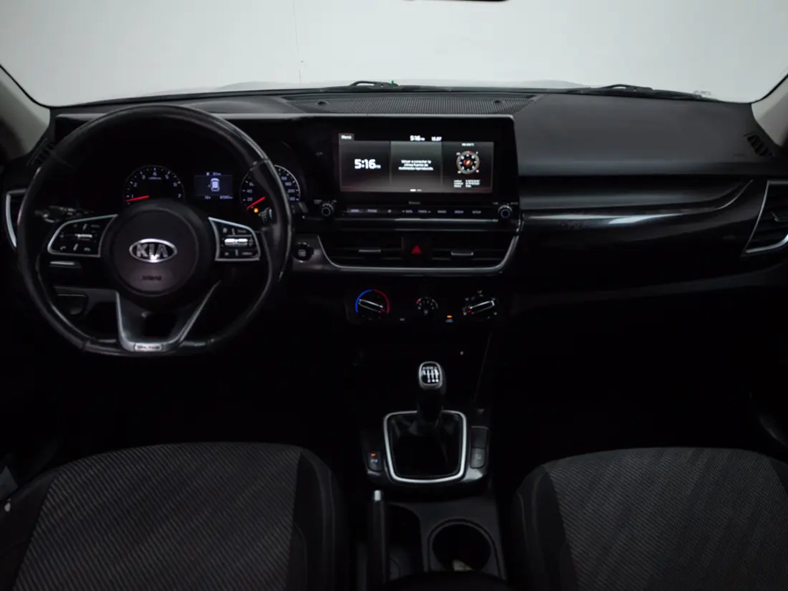 Kia SELTOS 2021 - Imagen 15 de 19