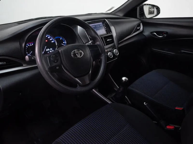 Toyota YARIS 2022 - Imagen 11 de 20