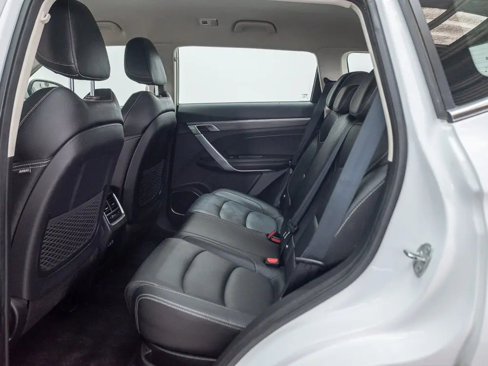 Geely AZKARRA 2022 - Imagen 14 de 15