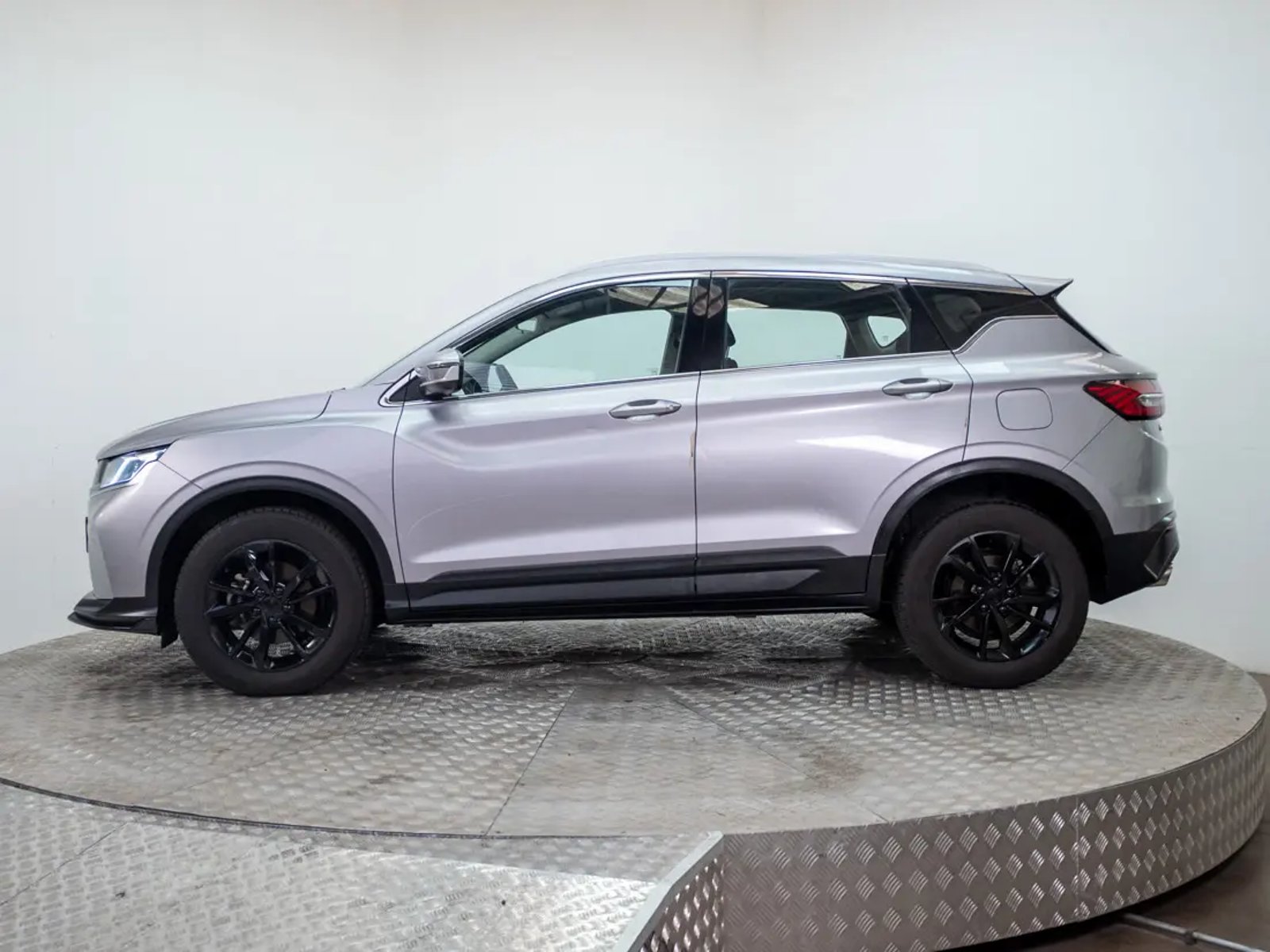 GEELY COOLRAY 2022 - Imagen 11 de 19
