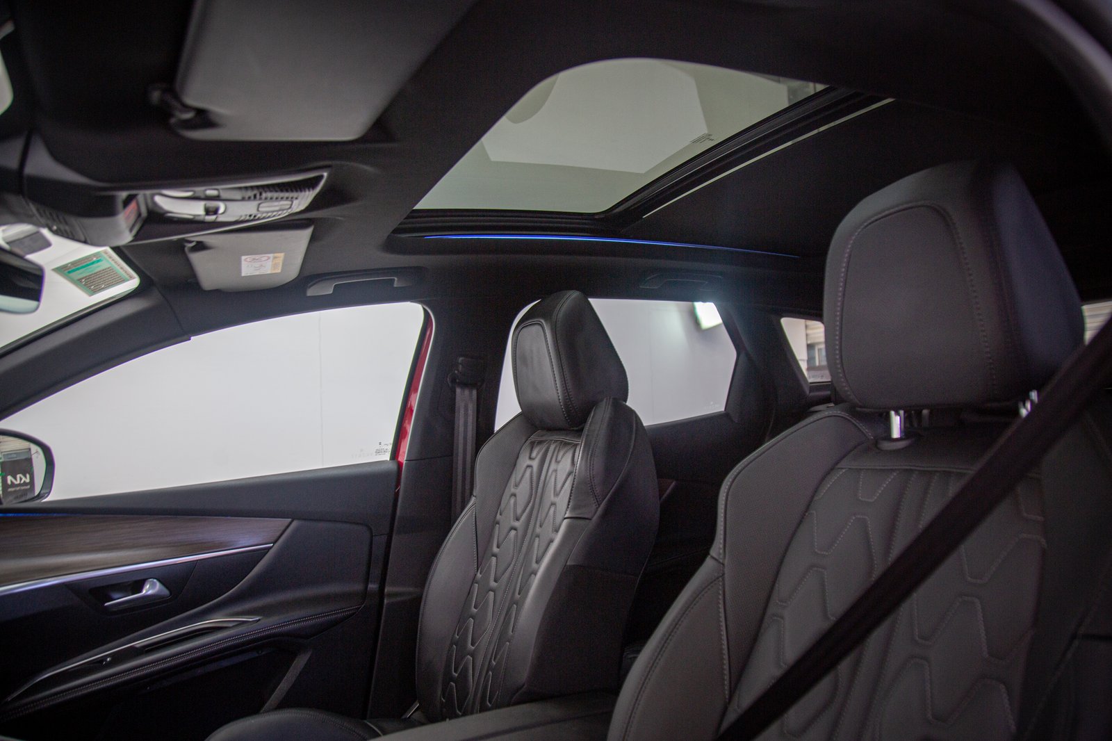 PEUGEOT 3008 2025 - Imagen 16 de 17