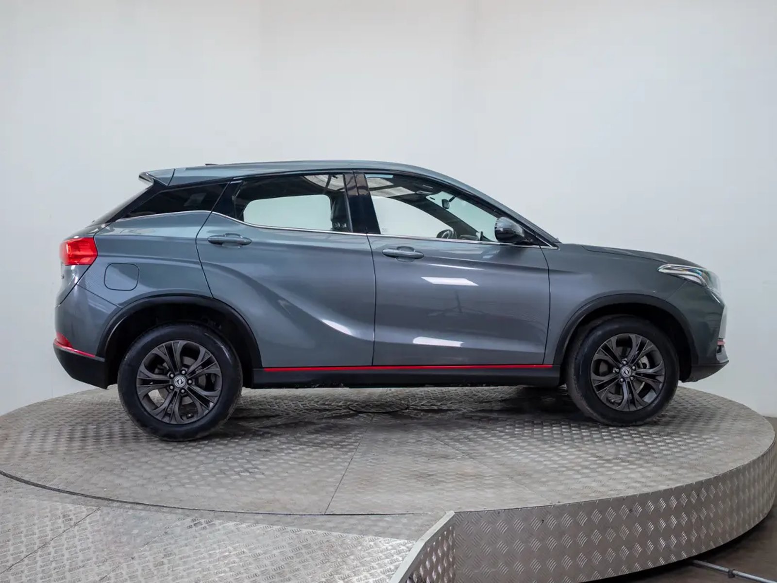 DFSK SUV 500 2023 - Imagen 8 de 20