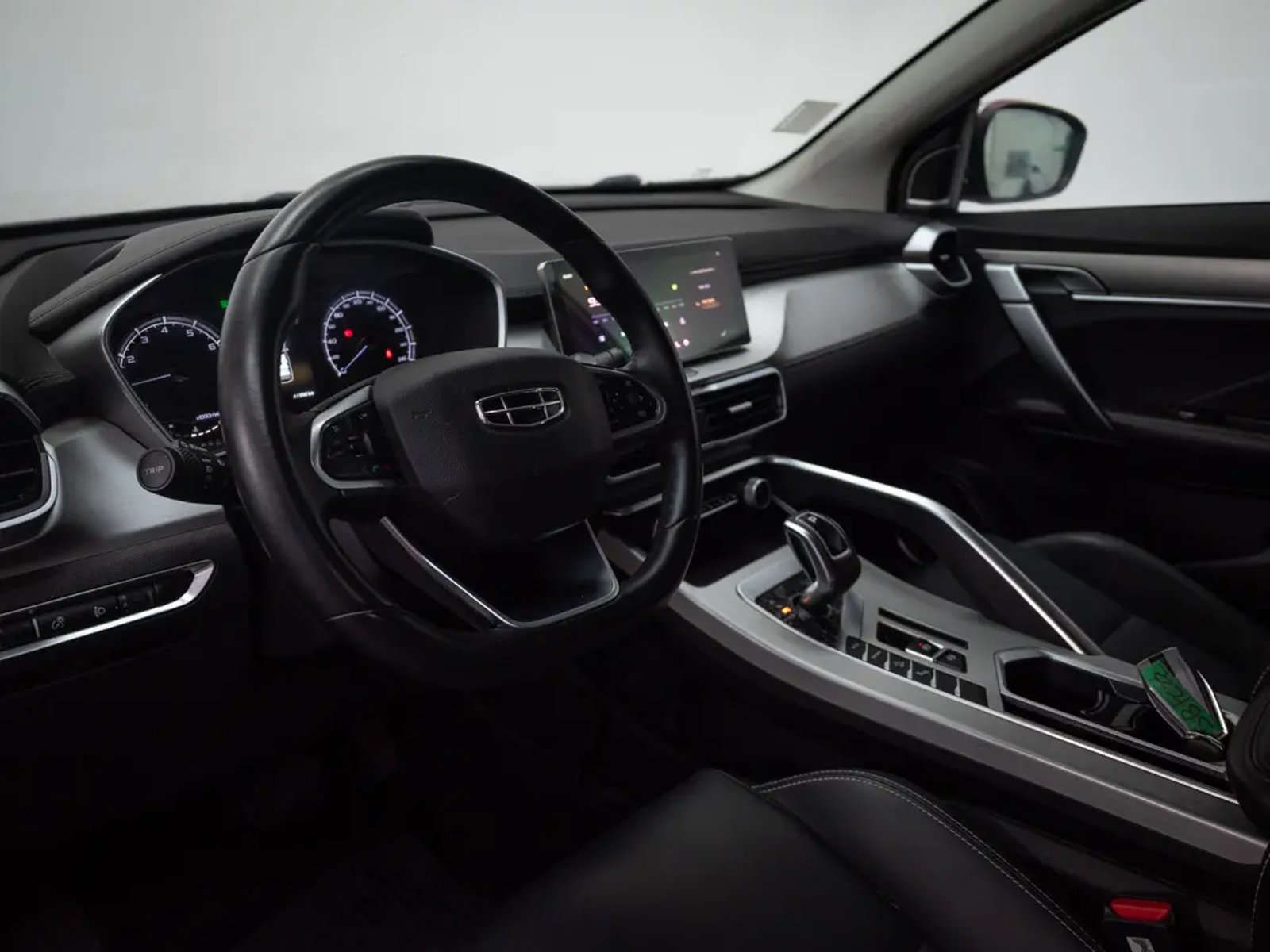 GEELY COOLRAY 2022 - Imagen 15 de 20