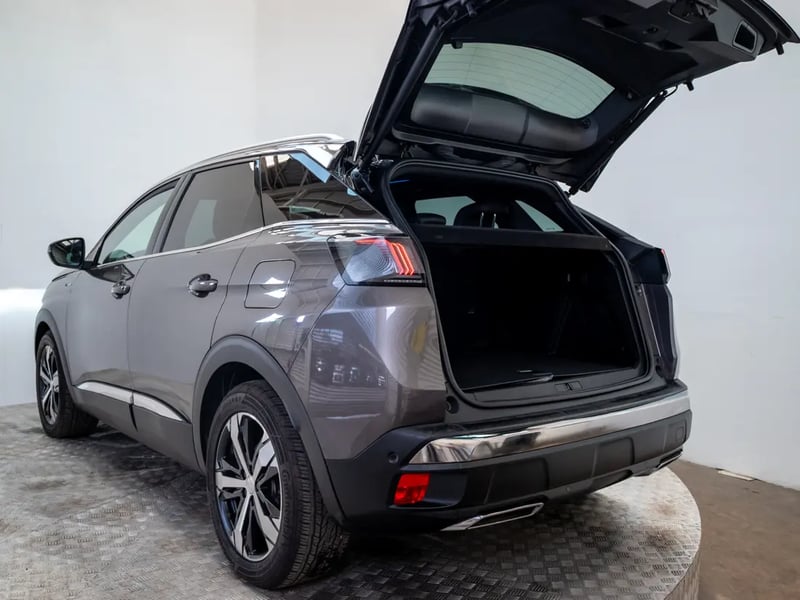 Peugeot 3008 2023 - Imagen 11 de 20