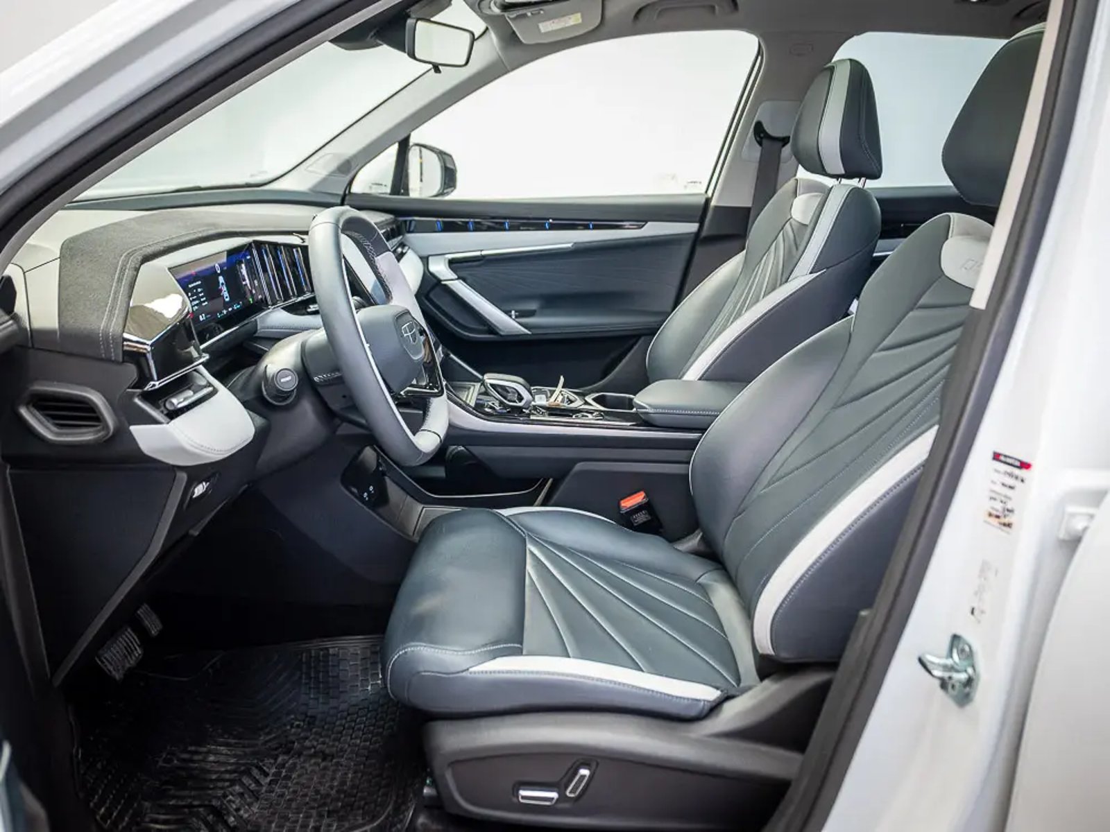 GEELY STARRAY 2025 - Imagen 15 de 16
