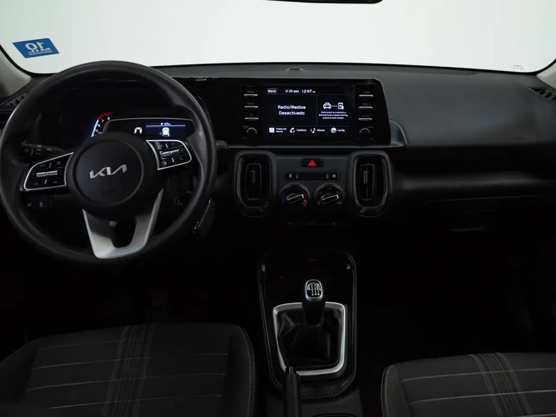 Kia SONET 2025 - Imagen 15 de 19