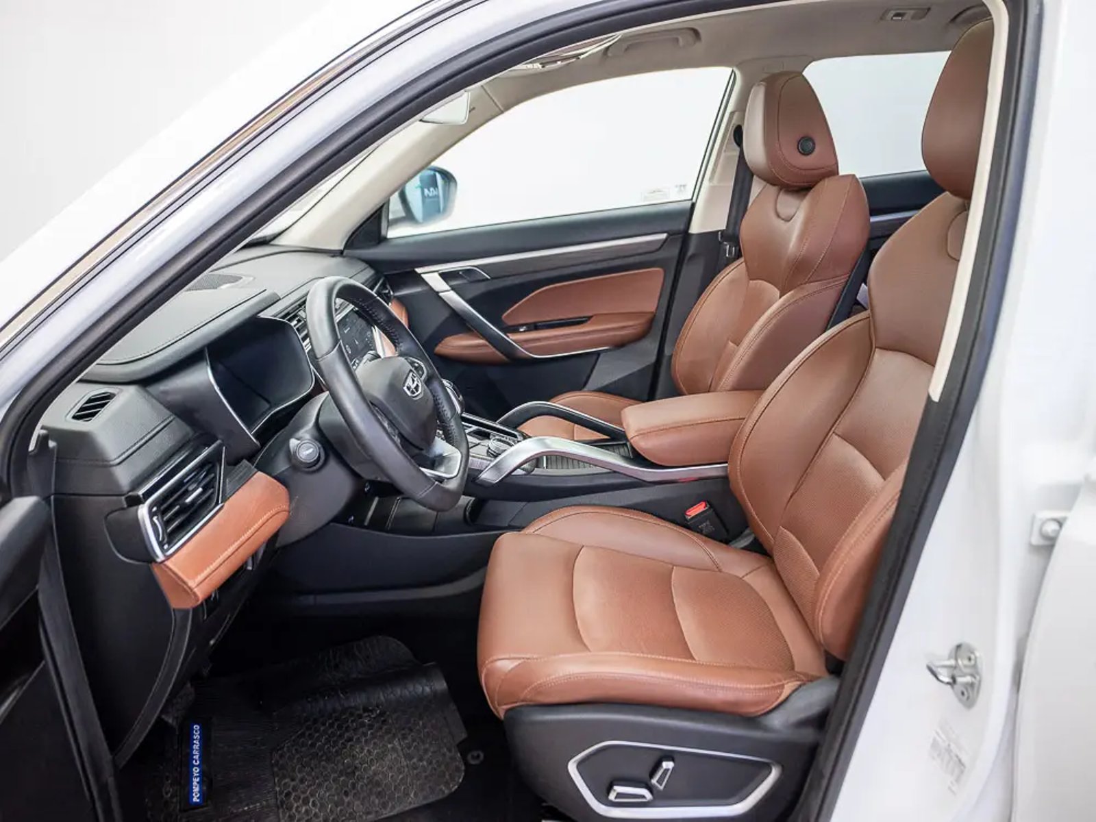 Geely AZKARRA 2022 - Imagen 14 de 17