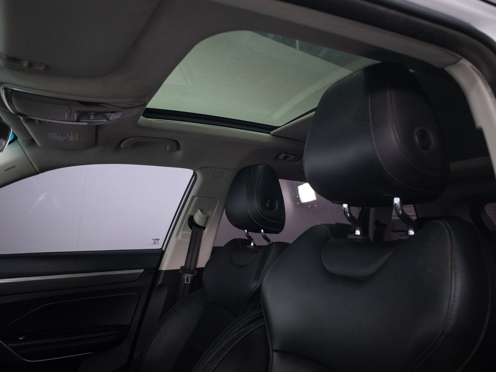 Geely AZKARRA 2022 - Imagen 17 de 20
