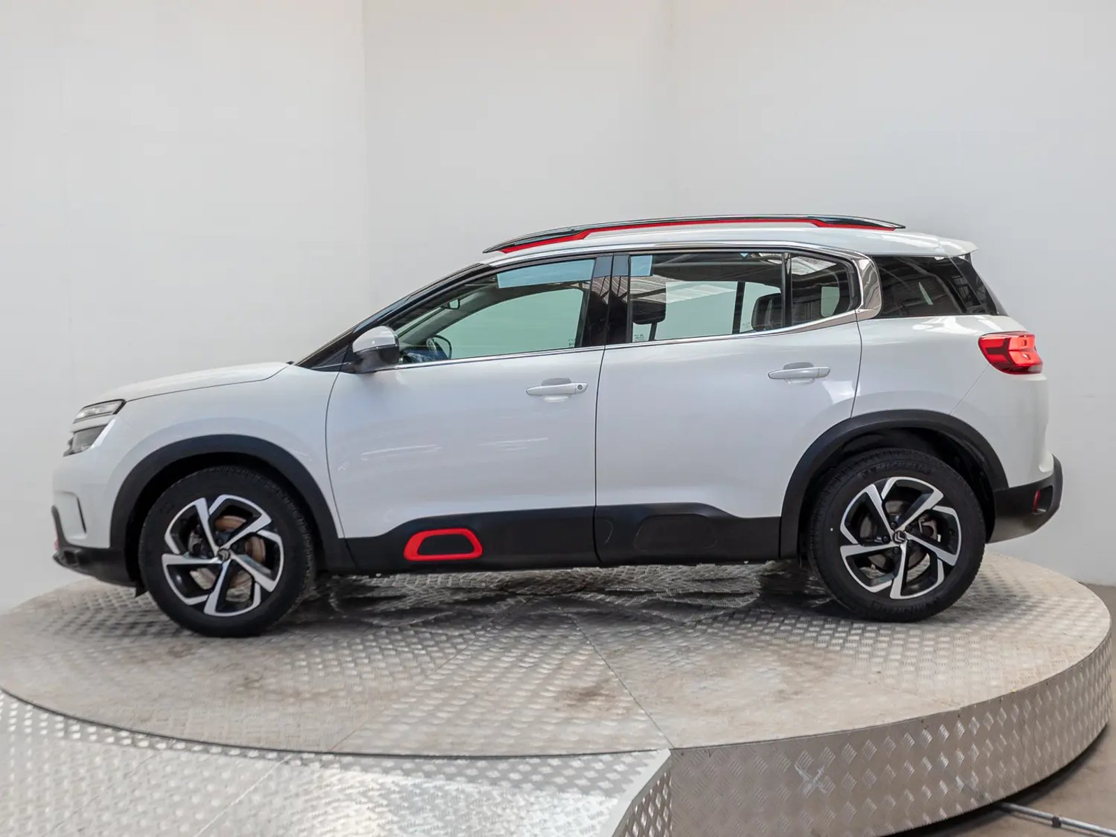 Citroën C5 AIRCROSS 2021 - Foto 5 de 16