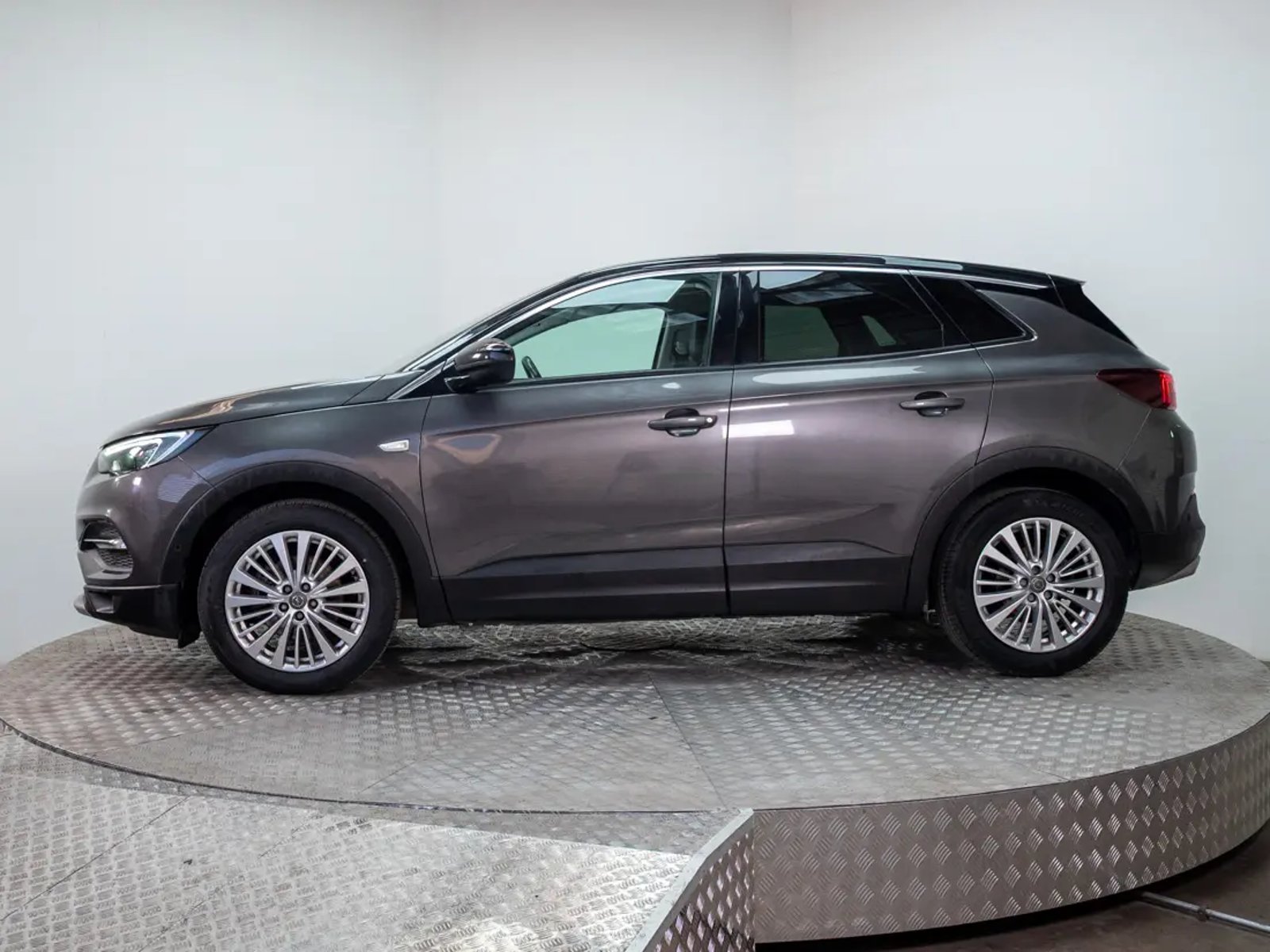 Opel GRANDLAND X 2021 - Imagen 4 de 19