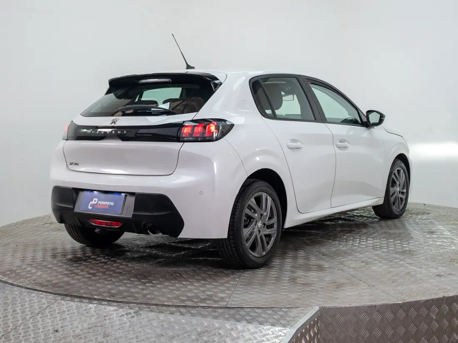 PEUGEOT 208 2022 - Imagen 12 de 20