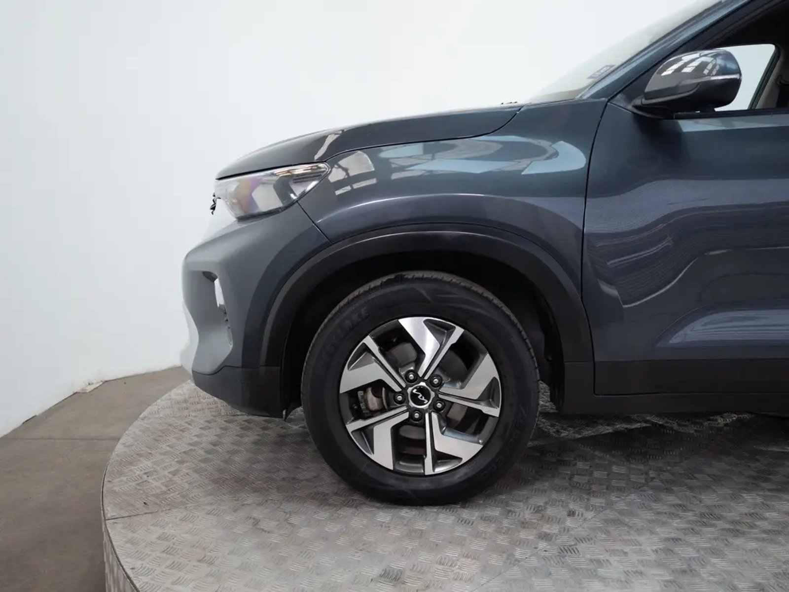 Kia SONET 2024 - Imagen 17 de 20