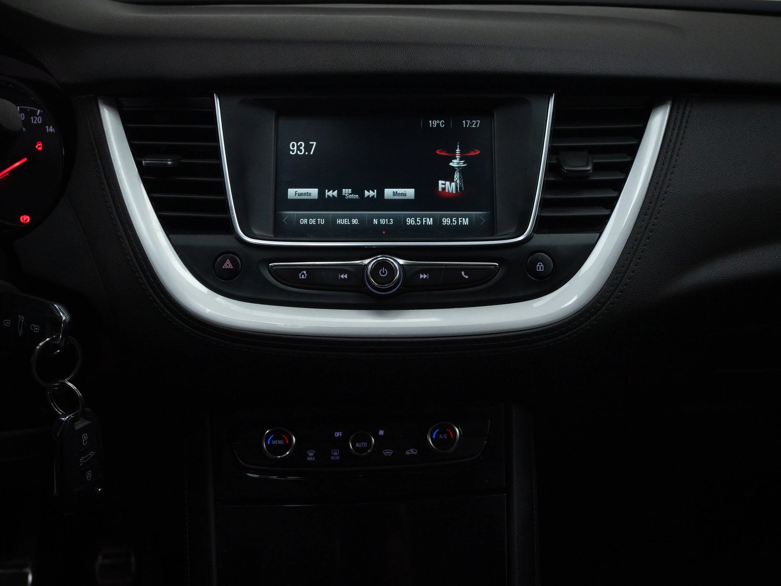 Opel GRANDLAND 2022 - Imagen 16 de 19