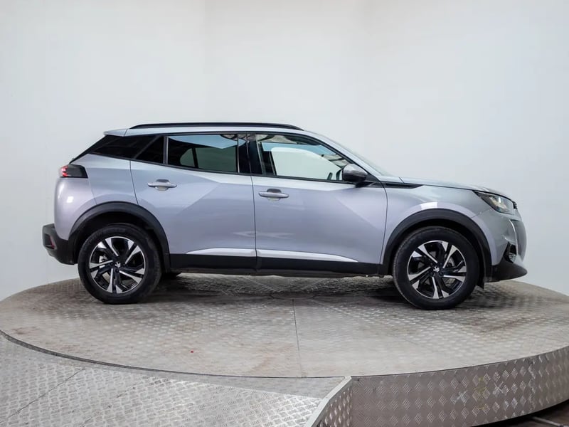 Peugeot 2008 2021 - Imagen 8 de 20