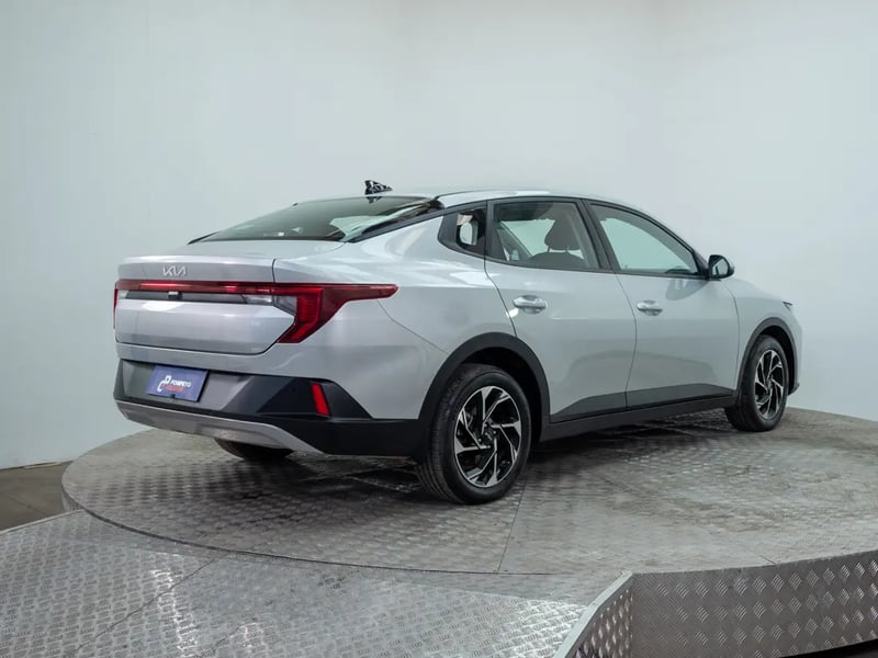Kia K3 2025 - Imagen 7 de 20