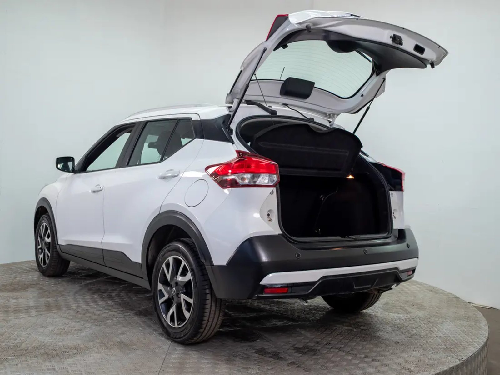 Nissan KICKS 2019 - Imagen 10 de 19