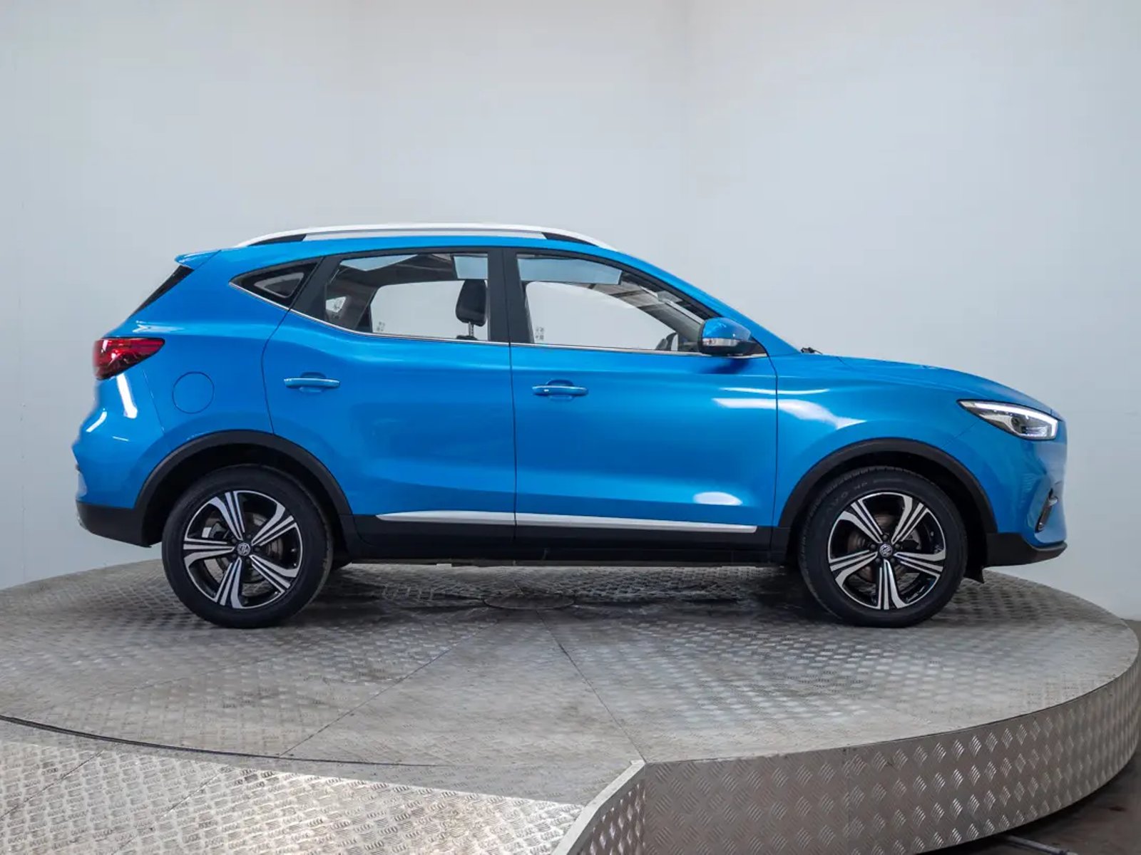 MG ZX 2023 - Imagen 8 de 20