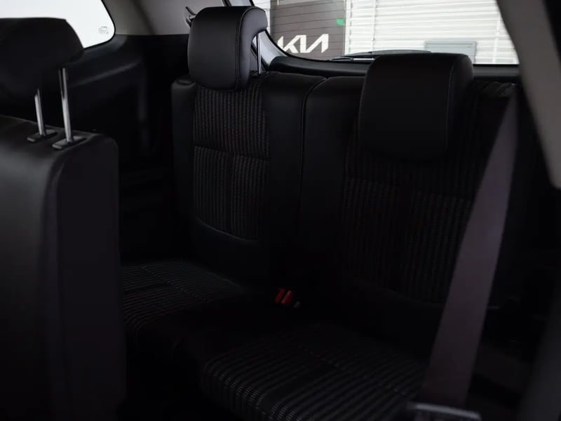 Kia CARENS 2025 - Imagen 15 de 20