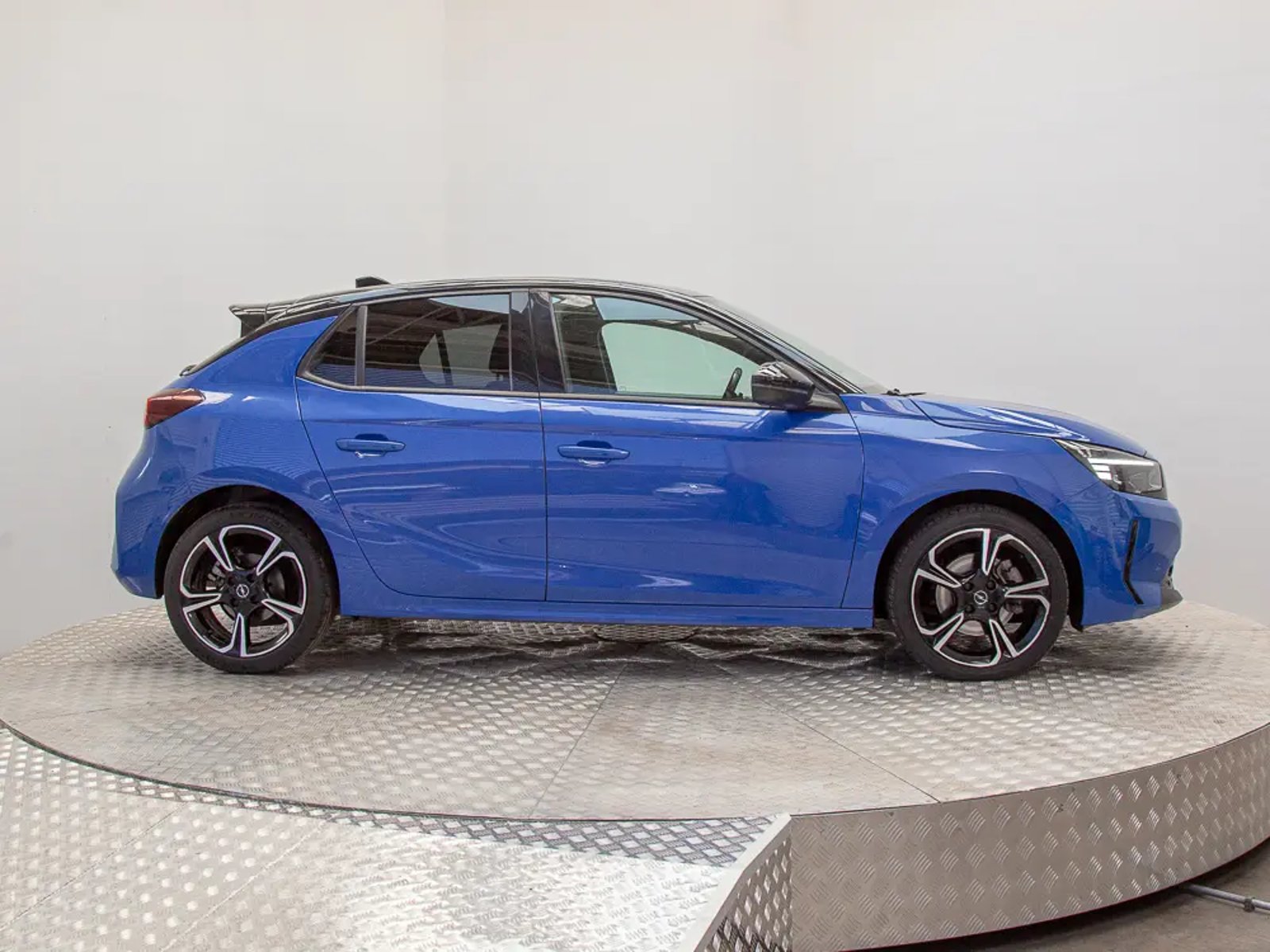 Opel CORSA 2024 - Imagen 8 de 19