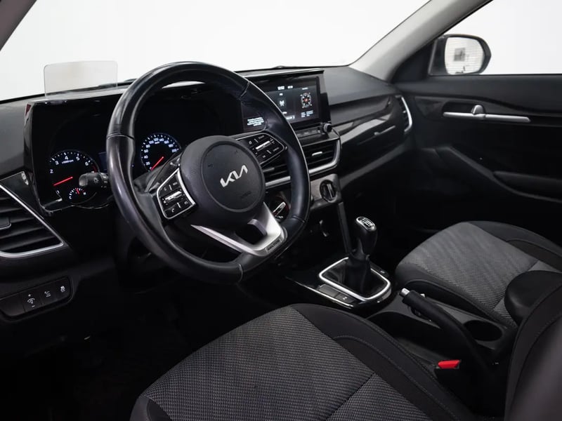 Kia SELTOS 2022 - Imagen 11 de 19