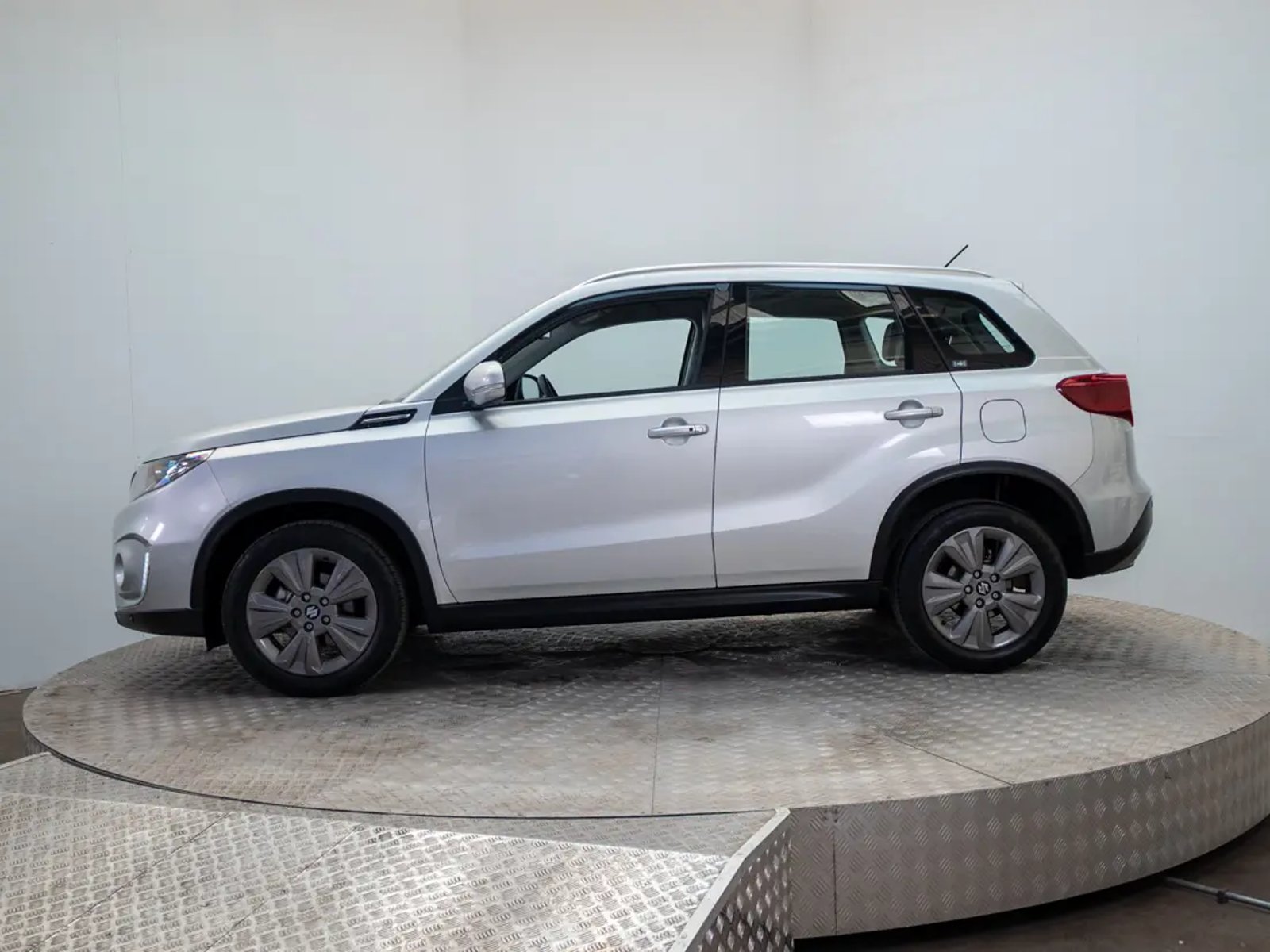 Suzuki GRAND VITARA 2022 - Foto 4 de 20