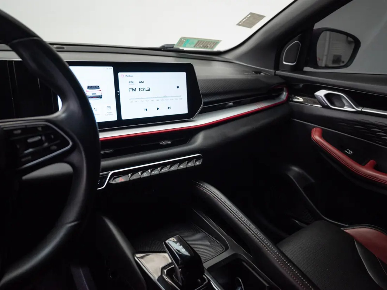 Geely COOLRAY 2024 - Imagen 12 de 20