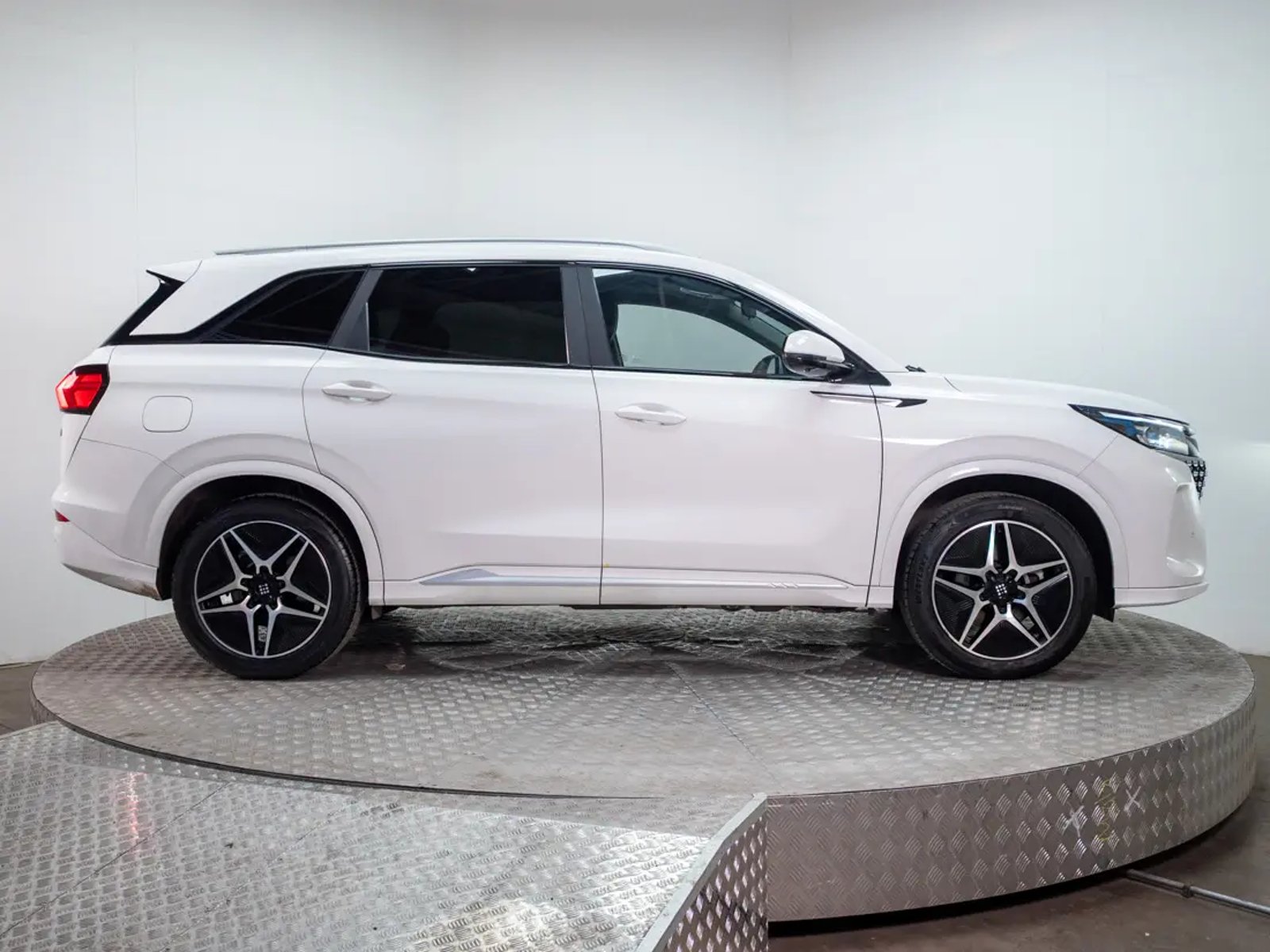 DFSK SUV 600 2025 - Imagen 8 de 20