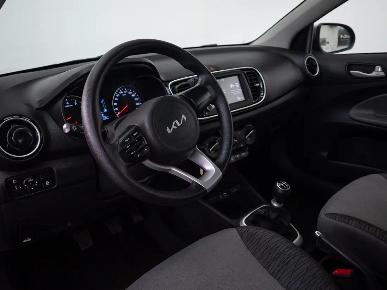 Kia SOLUTO 2026 - Imagen 11 de 20