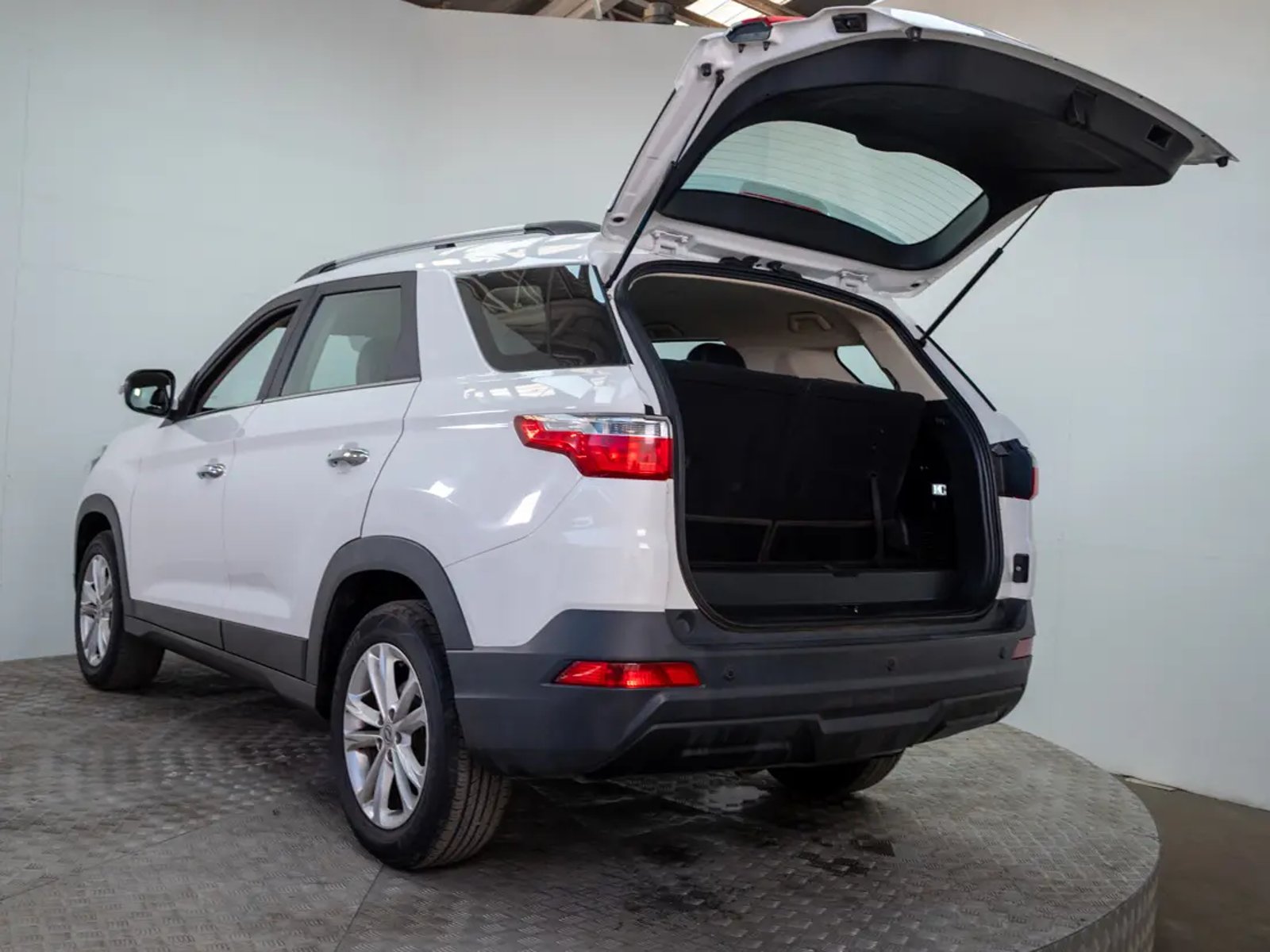 DFSK SUV 560 2022 - Imagen 10 de 19