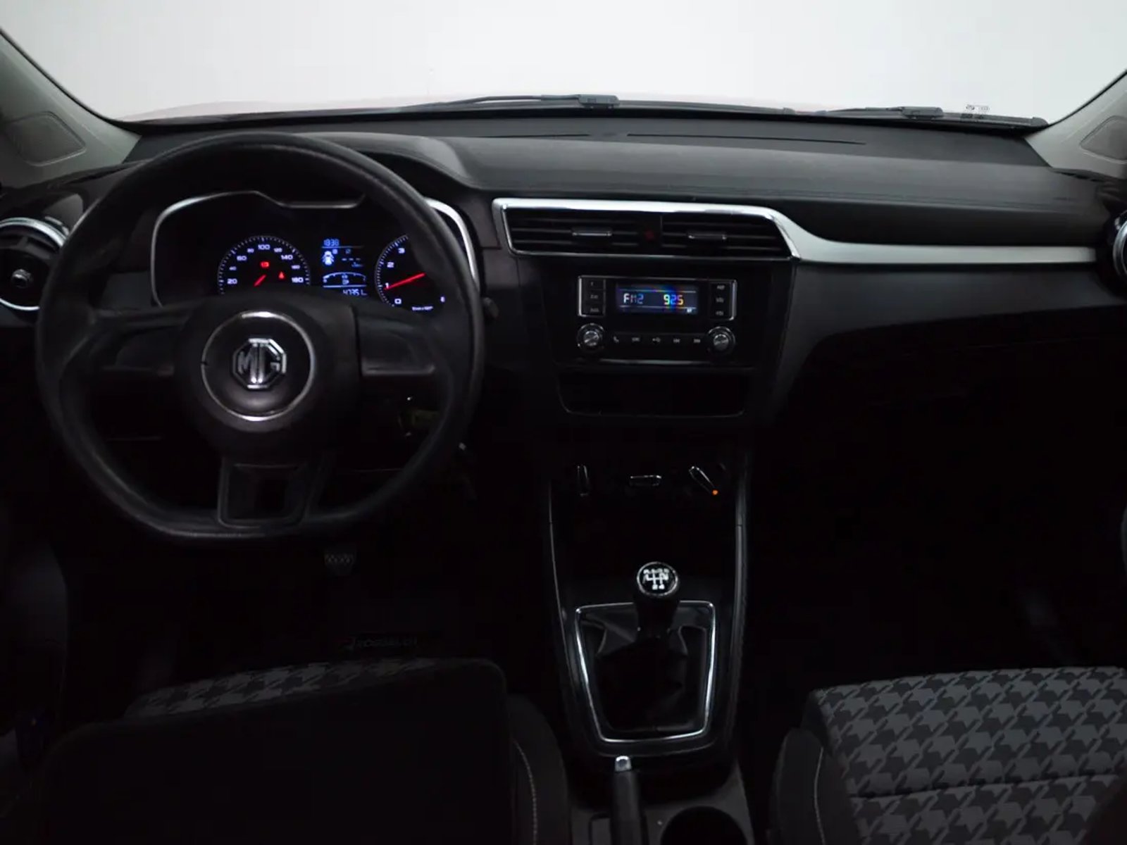 MG ZS 2023 - Imagen 15 de 17